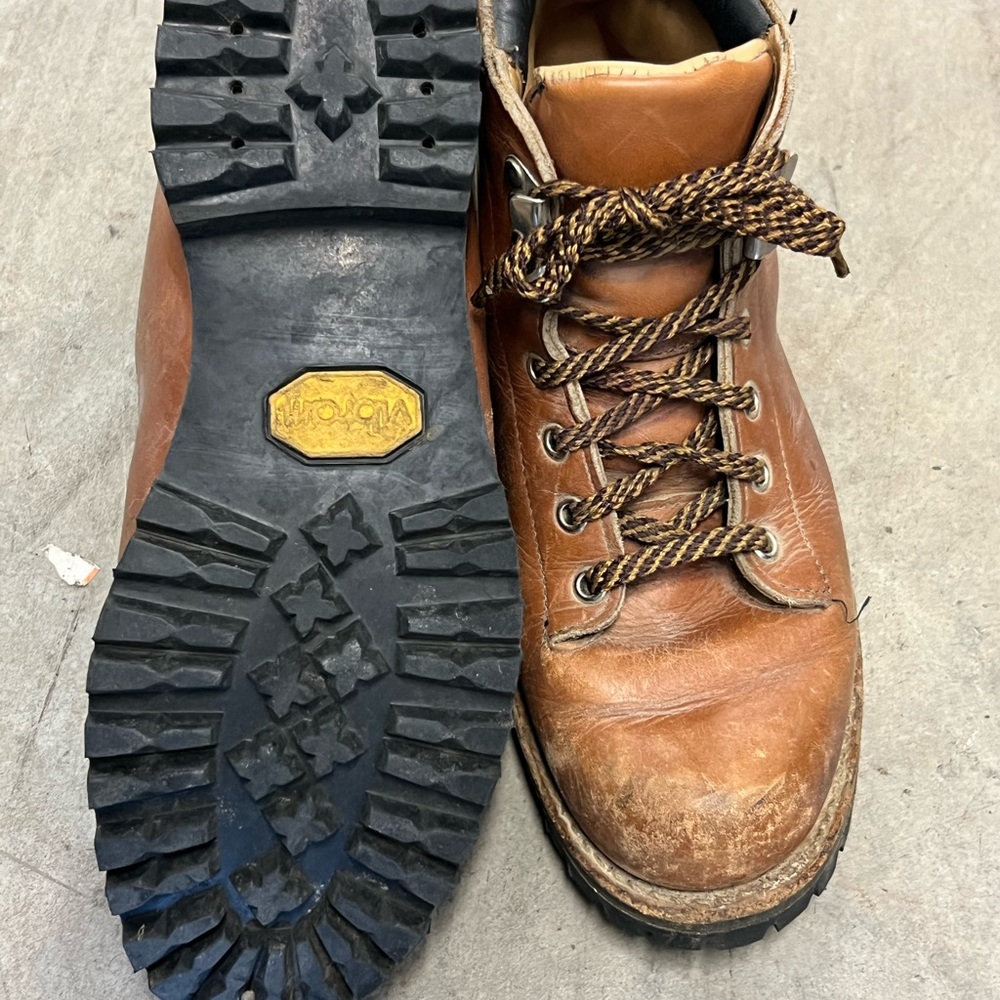 Hiking Boots in Brown Leather